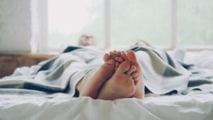 How to Stop Snoring Naturally: Simple Solutions for Better Sleep and Happier Nights